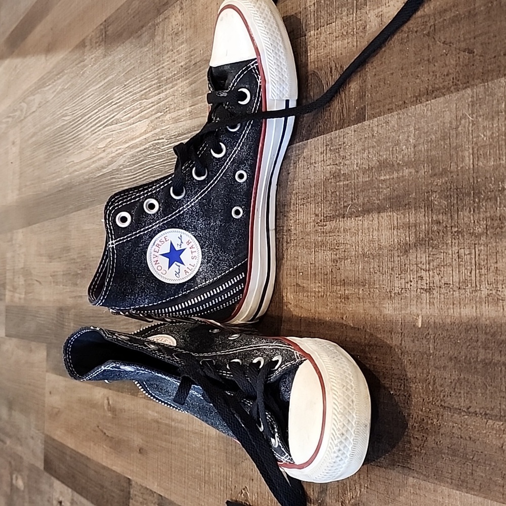 High top Converse triple zipper